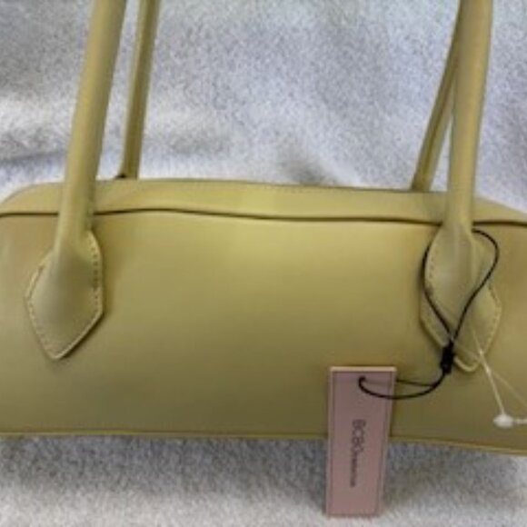 BCBGeneration unique enlongated shoulder bag in pale yellow NWT - Picture 6 of 11